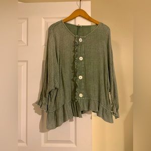 Easel top size large. Fall!!